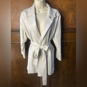 NWOT SIZE XL Chic Cream Belted Women's Blazer